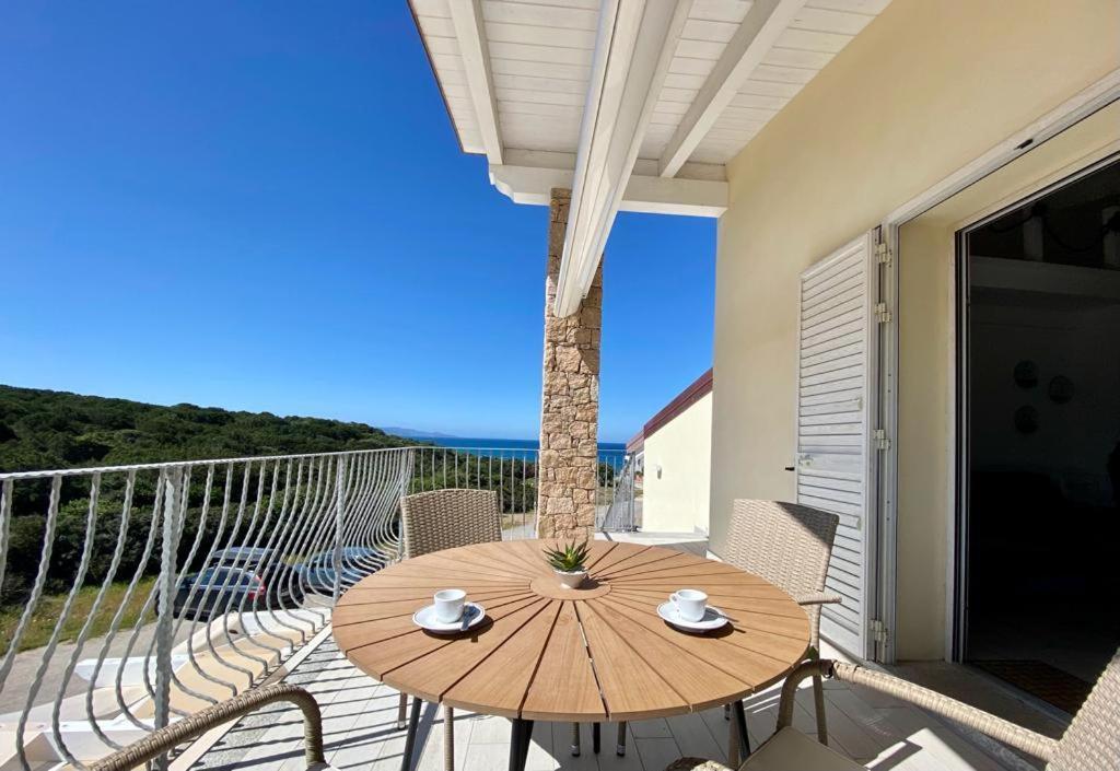 Dimore Dell'isola Rossa Apartment